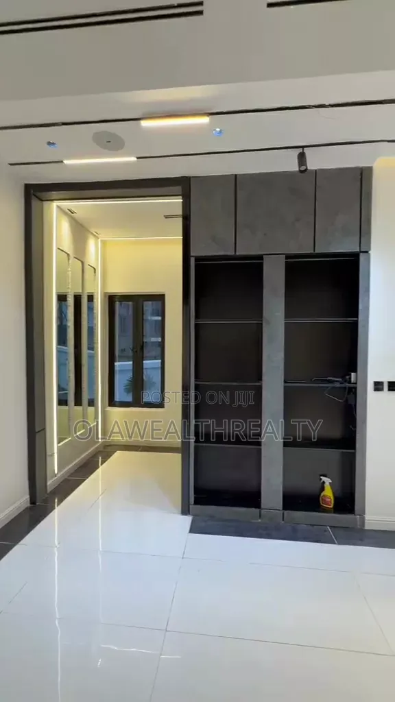 4bdrm Duplex in Guzape District for sale in Guzape District