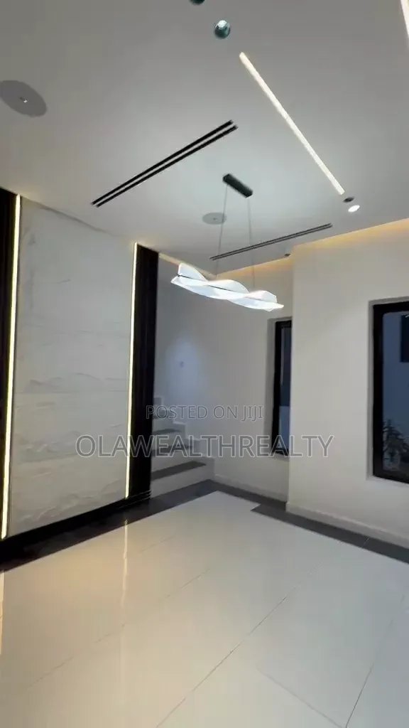 4bdrm Duplex in Guzape District for sale in Guzape District