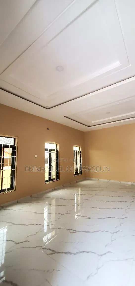 2bdrm Block of Flats in Zamani, Karu for rent in Karu