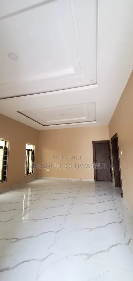 2bdrm Block of Flats in Zamani, Karu for rent in Karu