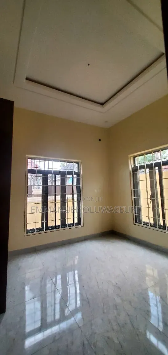 2bdrm Block of Flats in Zamani, Karu for rent in Karu