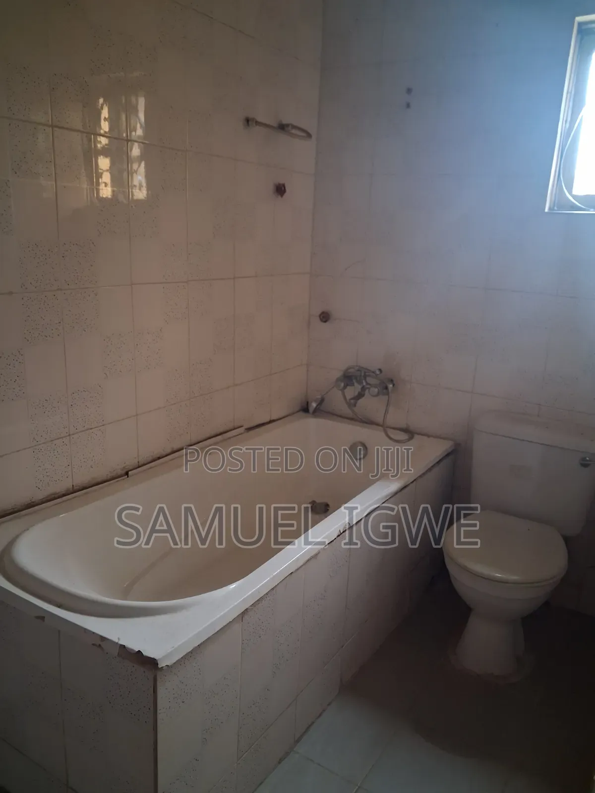 3bdrm Block of Flats in Onoh Creswcebt, Enugu for rent in Enugu