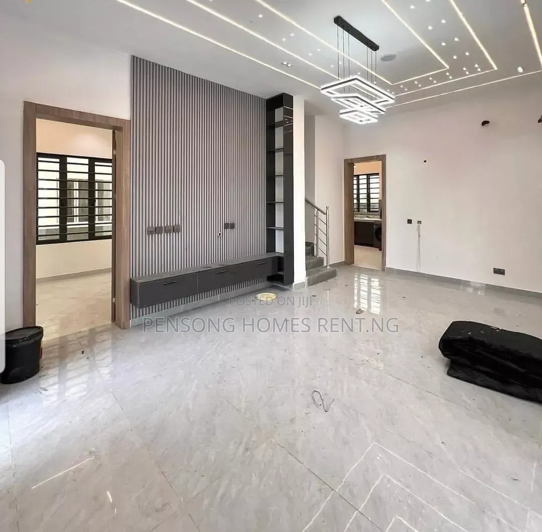 4bdrm Duplex in Lekki Palm, Ado / Ajah for rent in Ado / Ajah