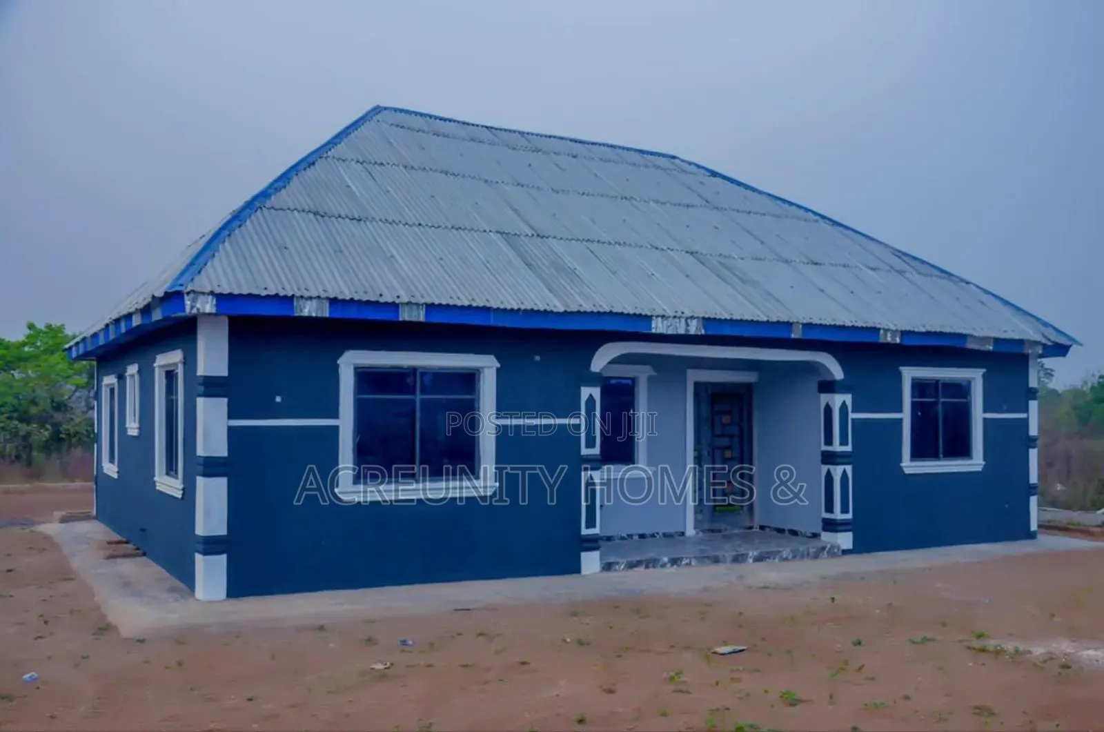3bdrm Apartment in Oja Agbe, Iseyin for sale in Iseyin