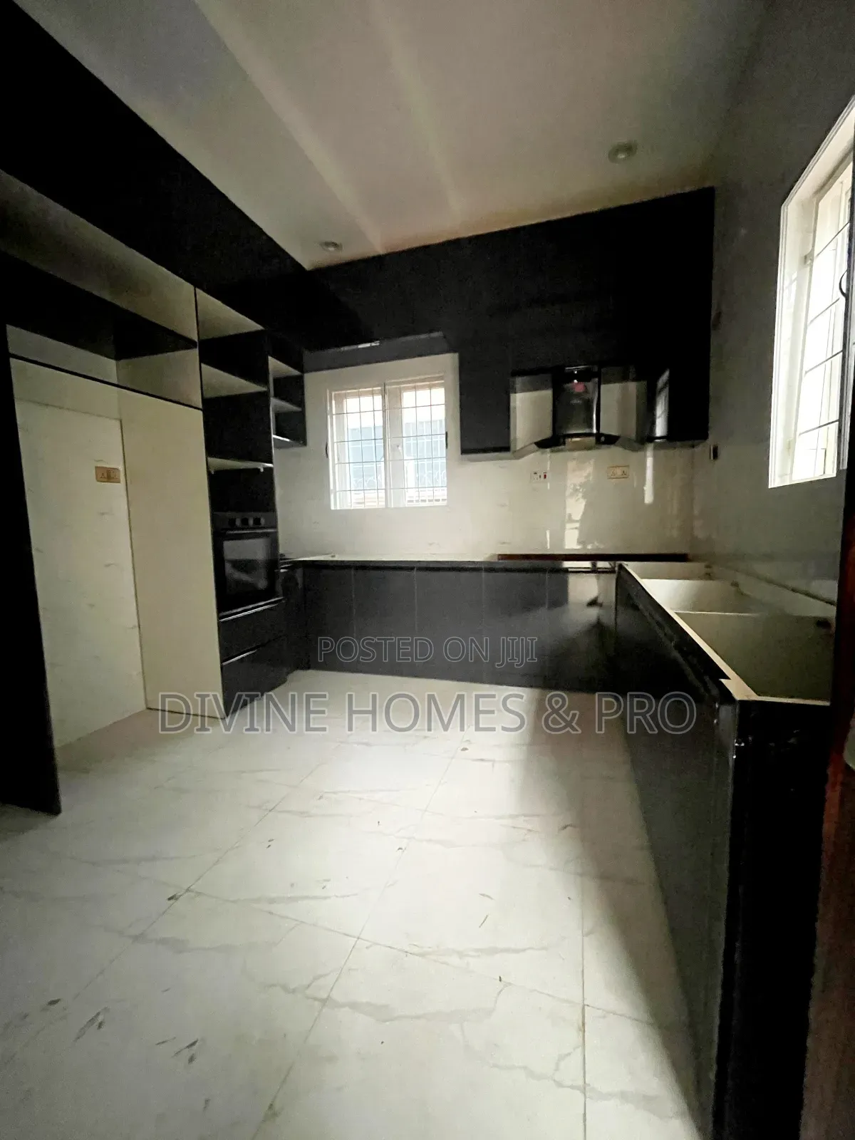 4bdrm Duplex in Lugbe District for rent in Lugbe District