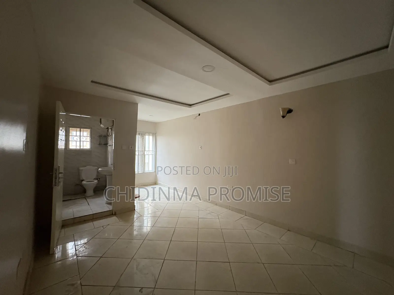 3bdrm Block of Flats in Wuye for rent in Wuye
