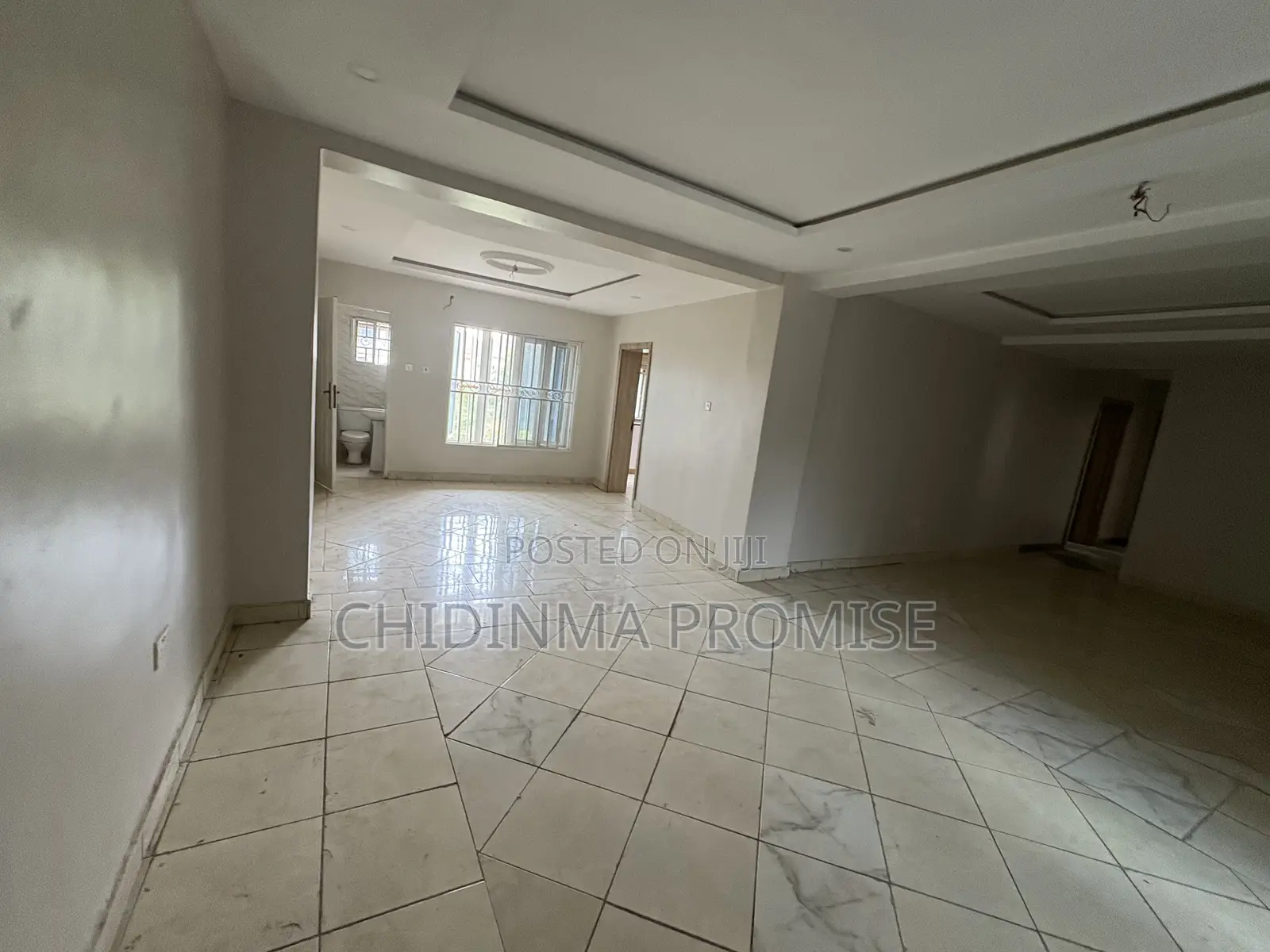 3bdrm Block of Flats in Wuye for rent in Wuye