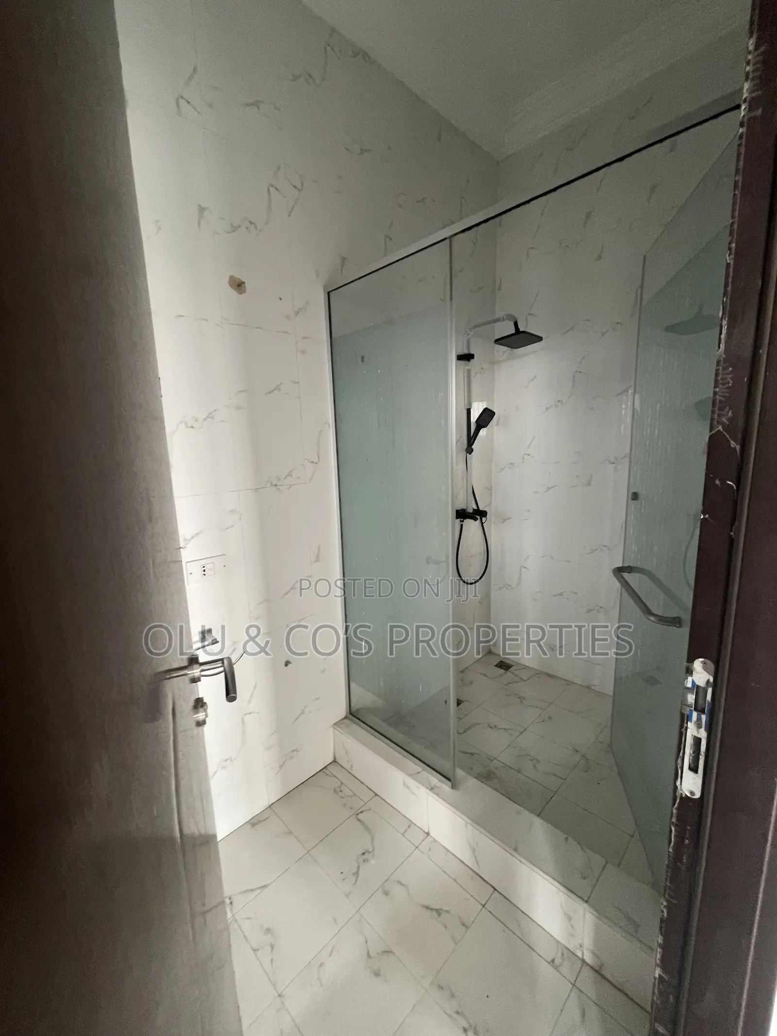 1bdrm Block of Flats in Wuye for rent in Wuye