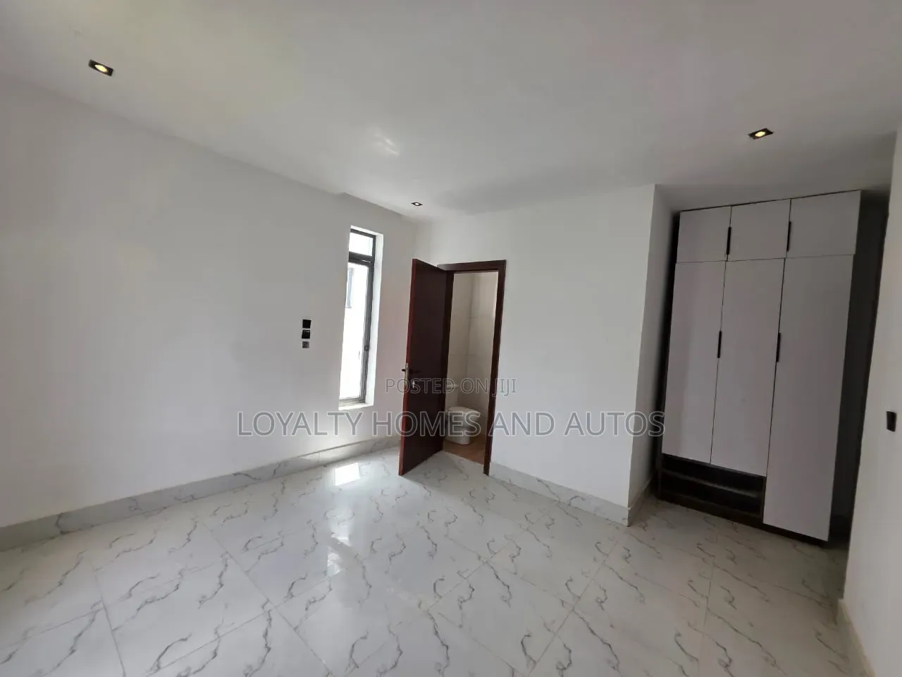 5bdrm Duplex in Opebi for sale in Opebi