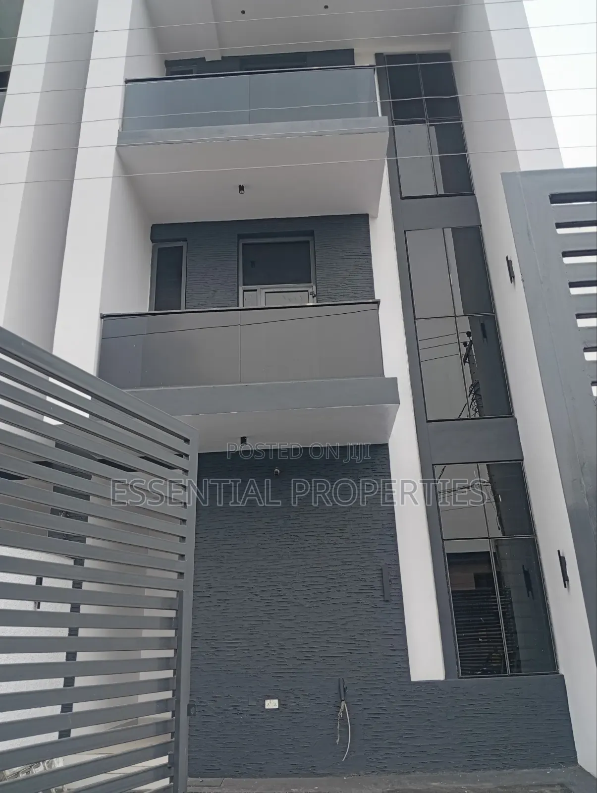 4bdrm Duplex in Adeniyi Jones Estate for sale in Adeniyi Jones