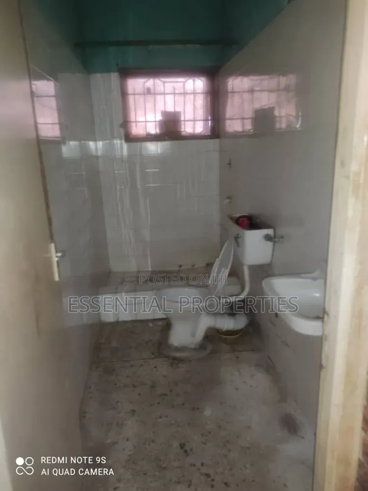 3bdrm Block of Flats in Oregun for rent in Oregun