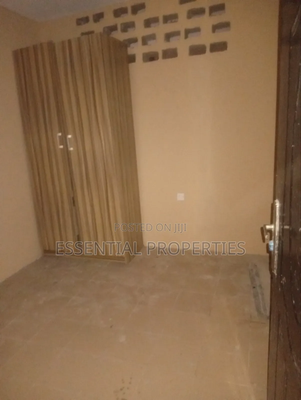 3bdrm Block of Flats in Awolowo Way for rent in Awolowo Way