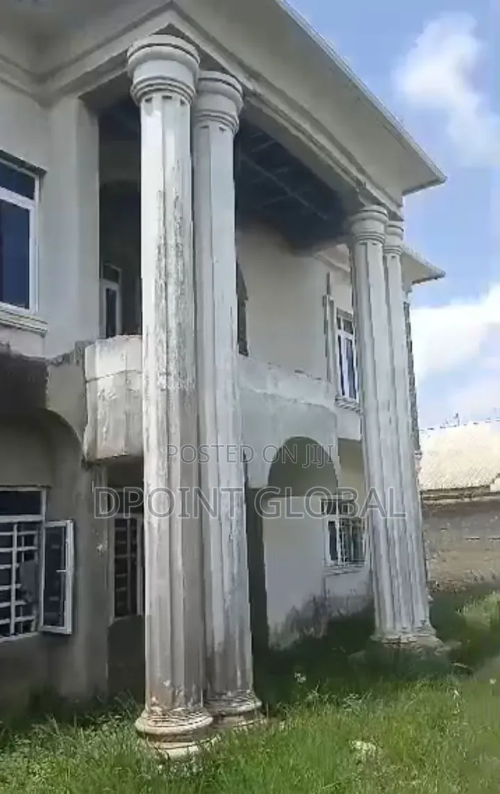 6bdrm Duplex in Not Estate, Igando / Ikotun/Igando for sale in Igando / Ikotun/Igando