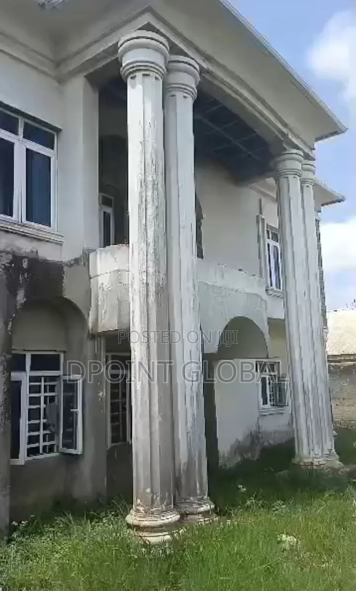 6bdrm Duplex in Not Estate, Igando / Ikotun/Igando for sale in Igando / Ikotun/Igando