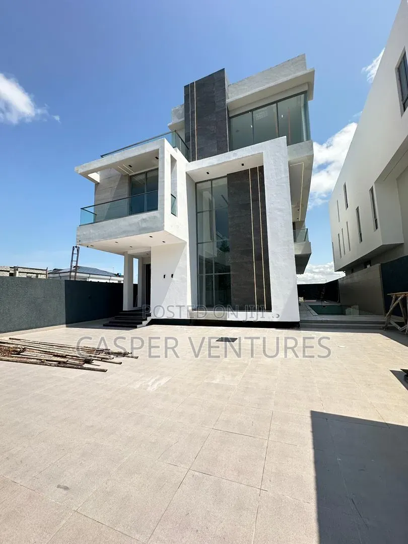 5bdrm Duplex in Canaras, Old Ikoyi for sale in Old Ikoyi