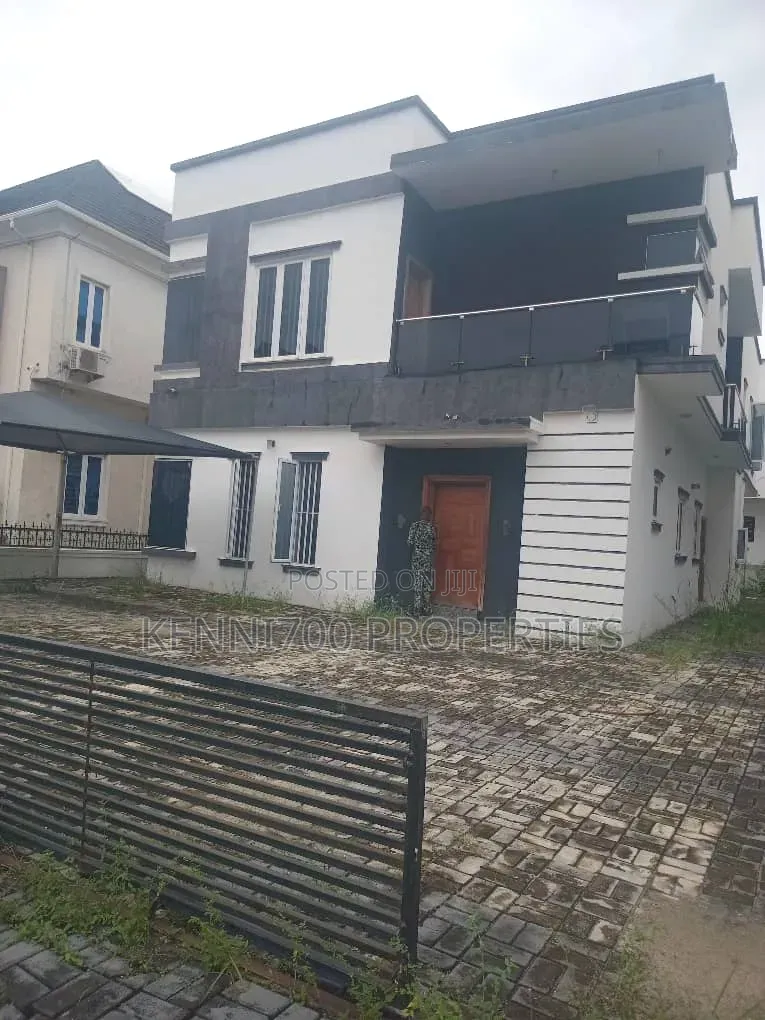 5bdrm Duplex in Mega Mound, Lekki, Ikota for sale in Ikota