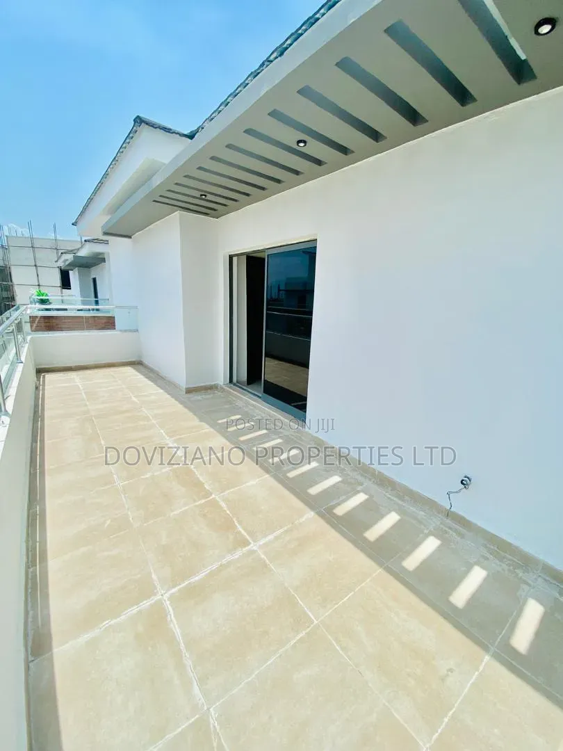 5bdrm Duplex in Lekki Phase 1 for rent in Lekki Phase 1