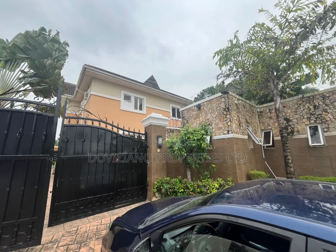 5bdrm Duplex in Banana Island for rent in Banana Island