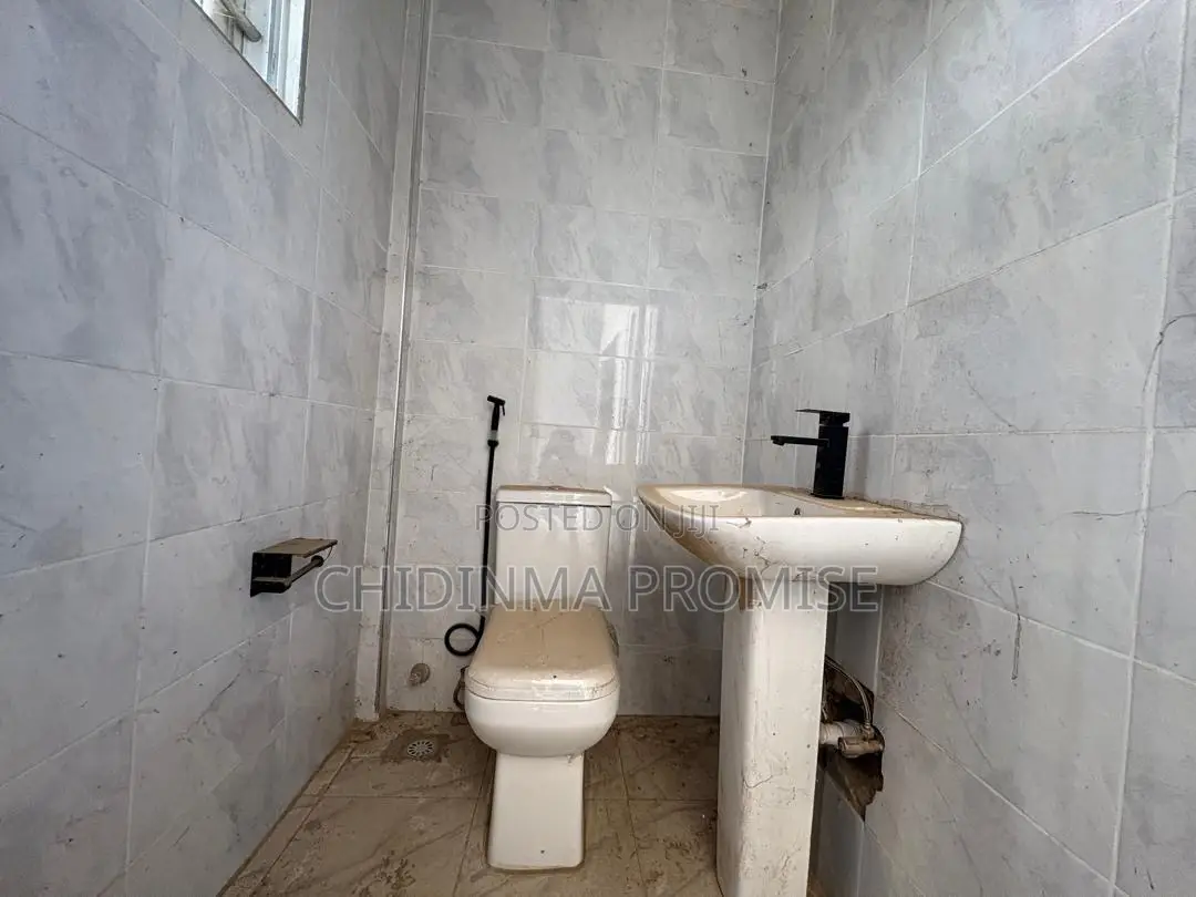 3bdrm Block of Flats in Idu for rent in Idu Industrial