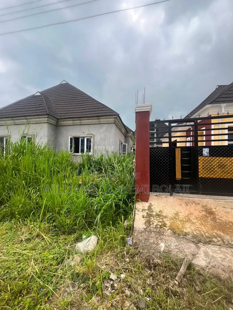 3bdrm Bungalow in Arcview Estate for sale in Ogun State