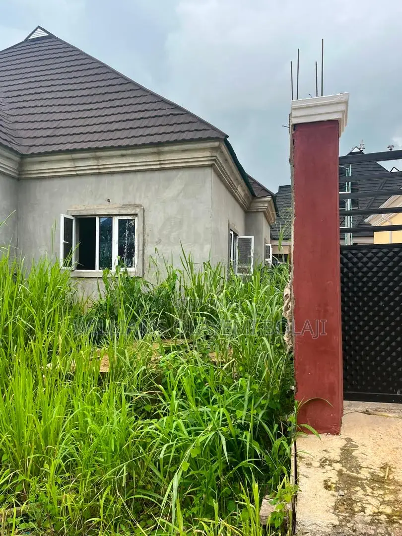 3bdrm Bungalow in Arcview Estate for sale in Ogun State