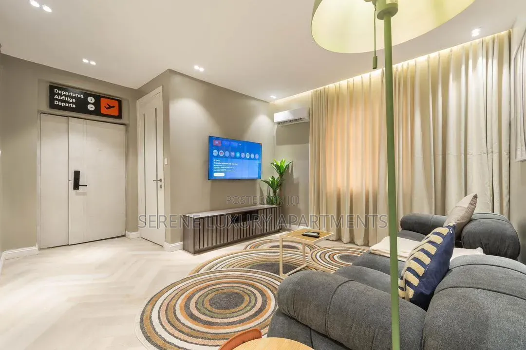 Spacious and Beautiful One Bedroom Apartment With Gym and Balcony in Lekki Phase 1