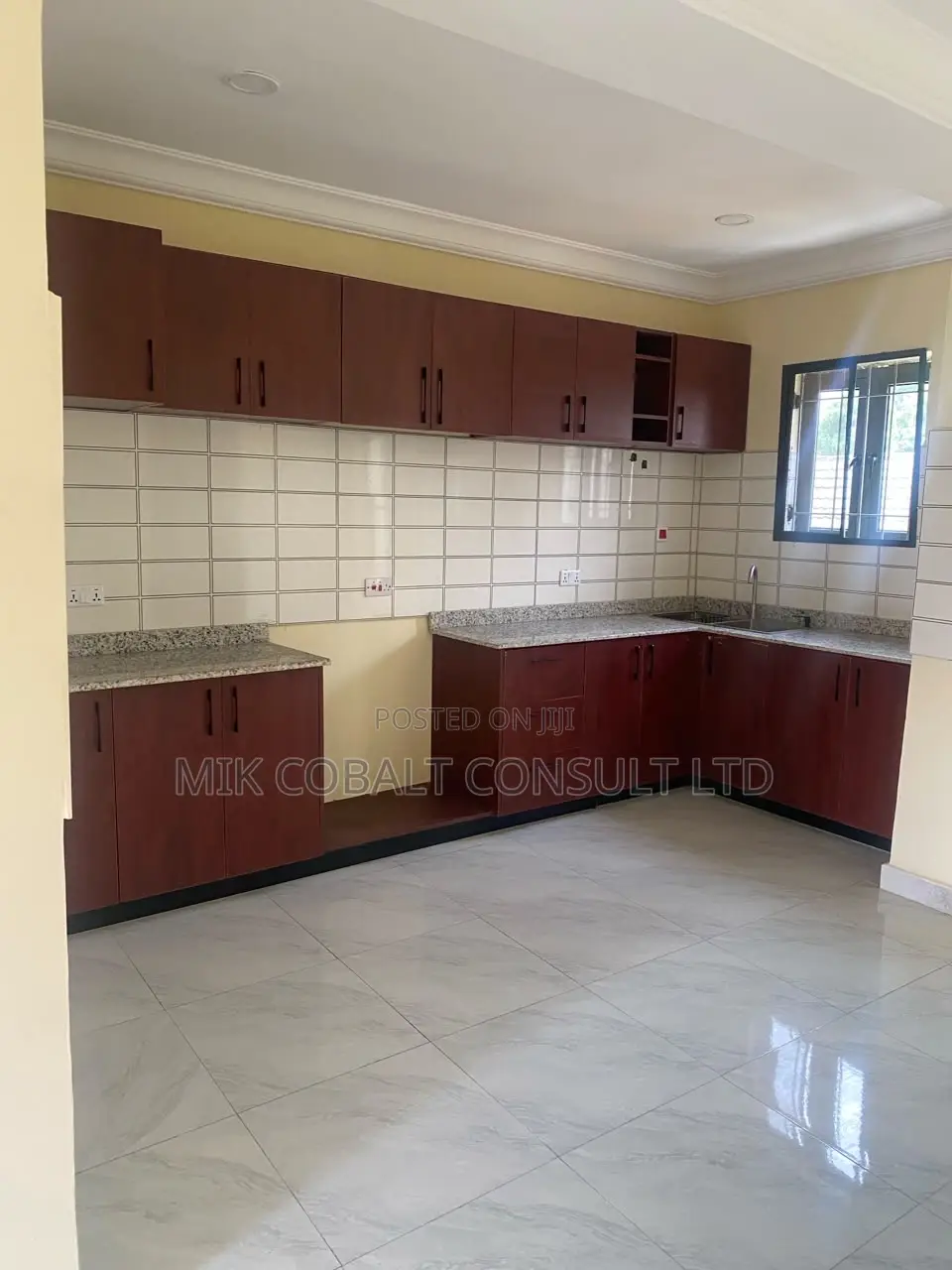 3bdrm Block of Flats in 36 Road, Gwarinpa for rent in Gwarinpa