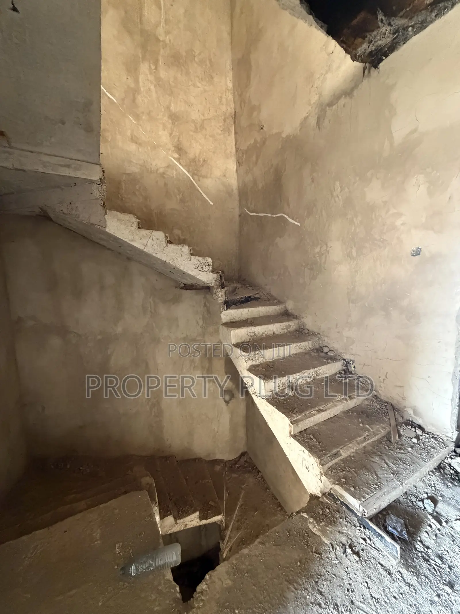 4bdrm Duplex in Admiralty Estate, Asokoro for sale in Asokoro