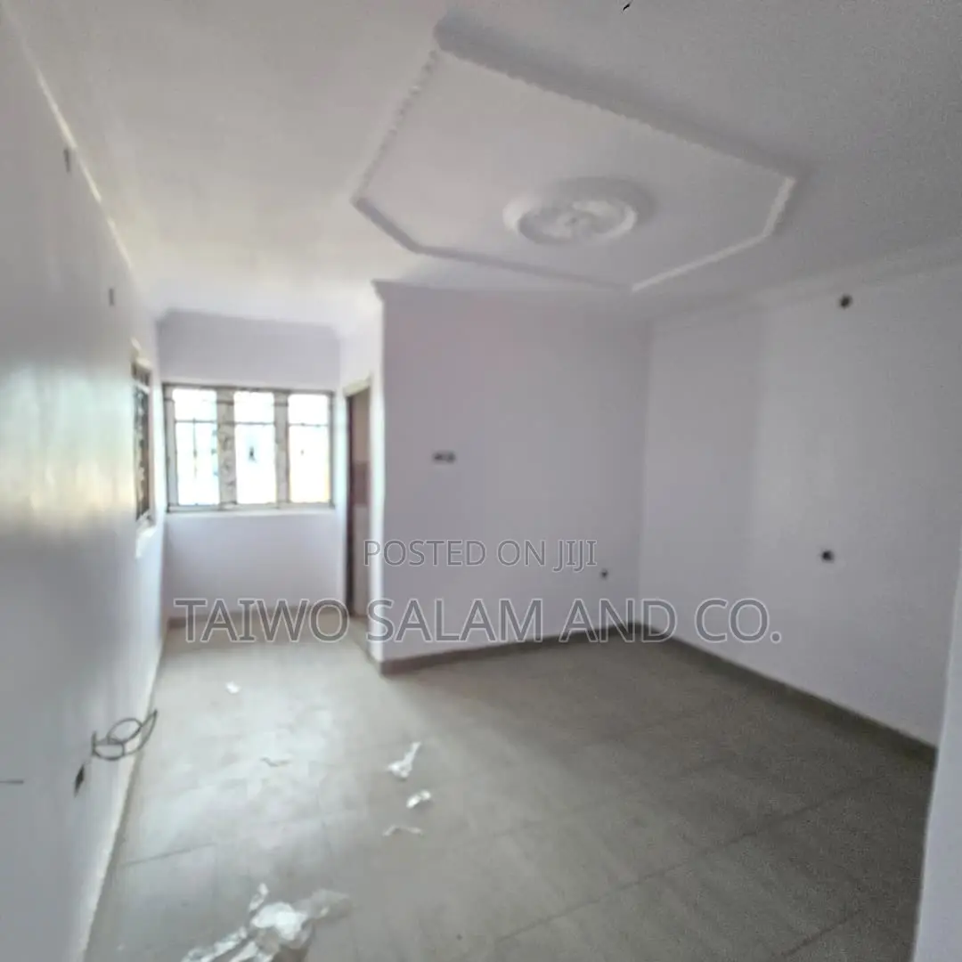 6bdrm Duplex in Hoshen Estate, Alakia for rent in Alakia