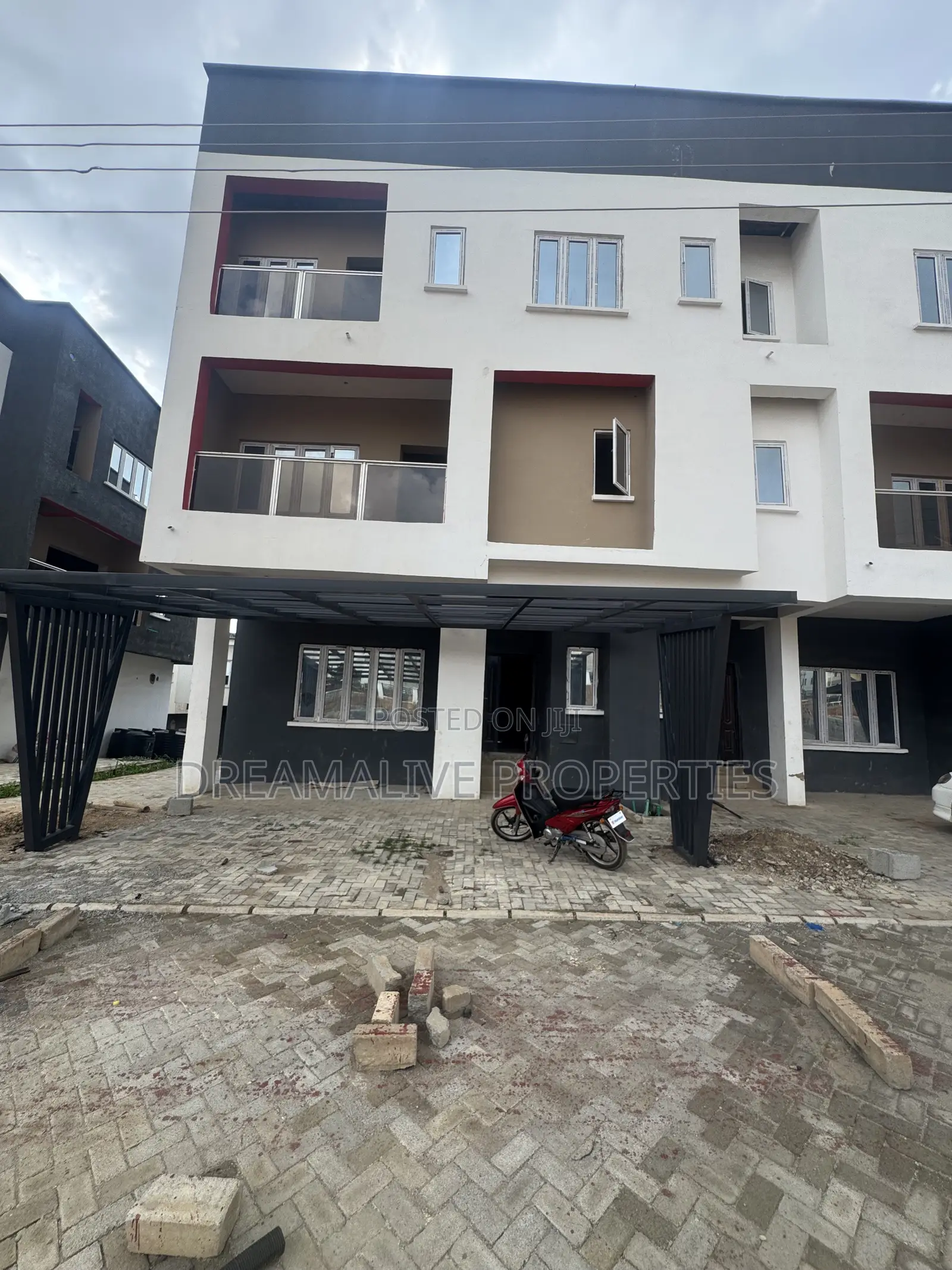 3bdrm Apartment in Paradise, Durumi for sale in Durumi