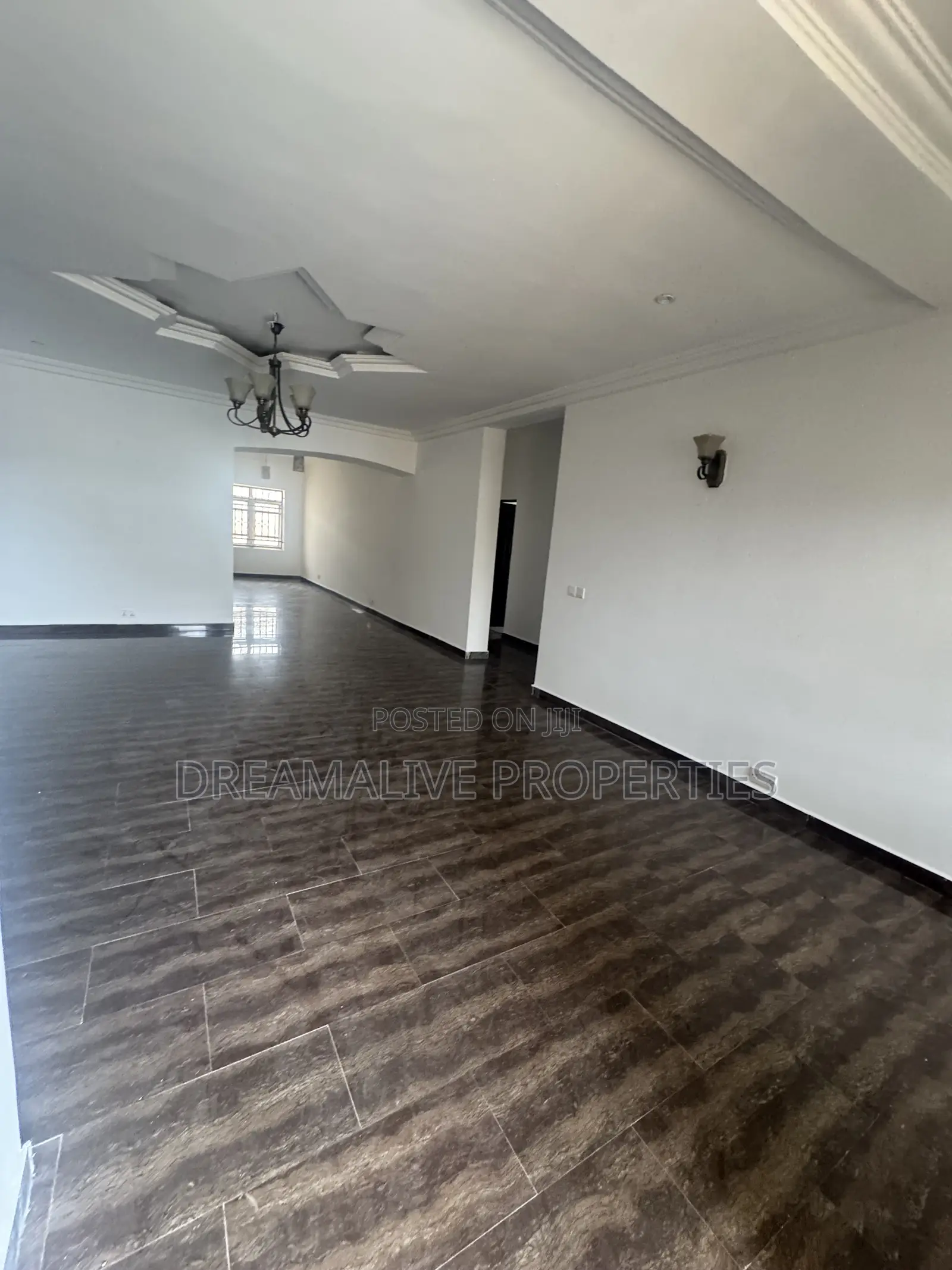 3bdrm Apartment in Wuye for sale in Wuye