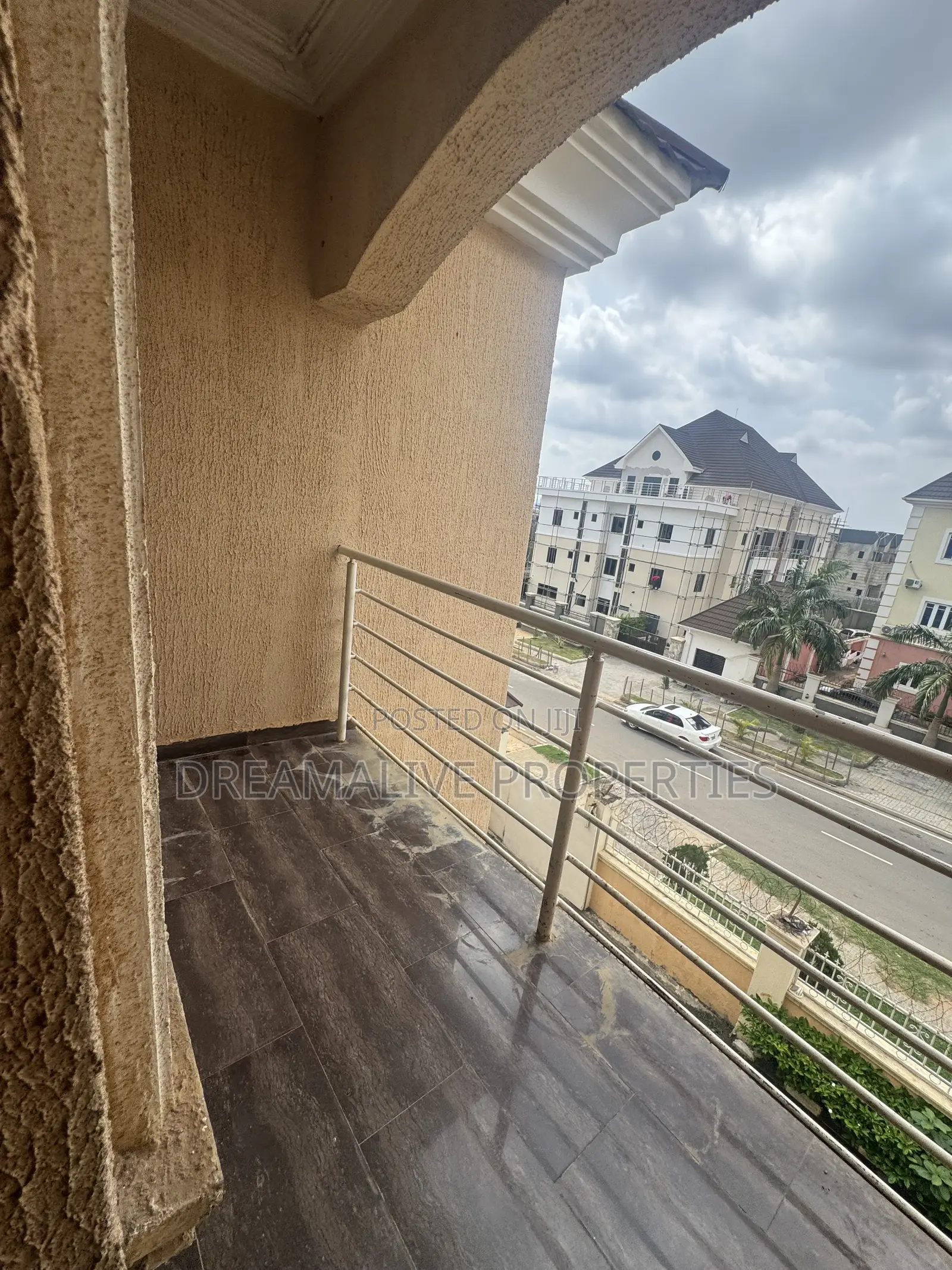 3bdrm Apartment in Wuye for sale in Wuye