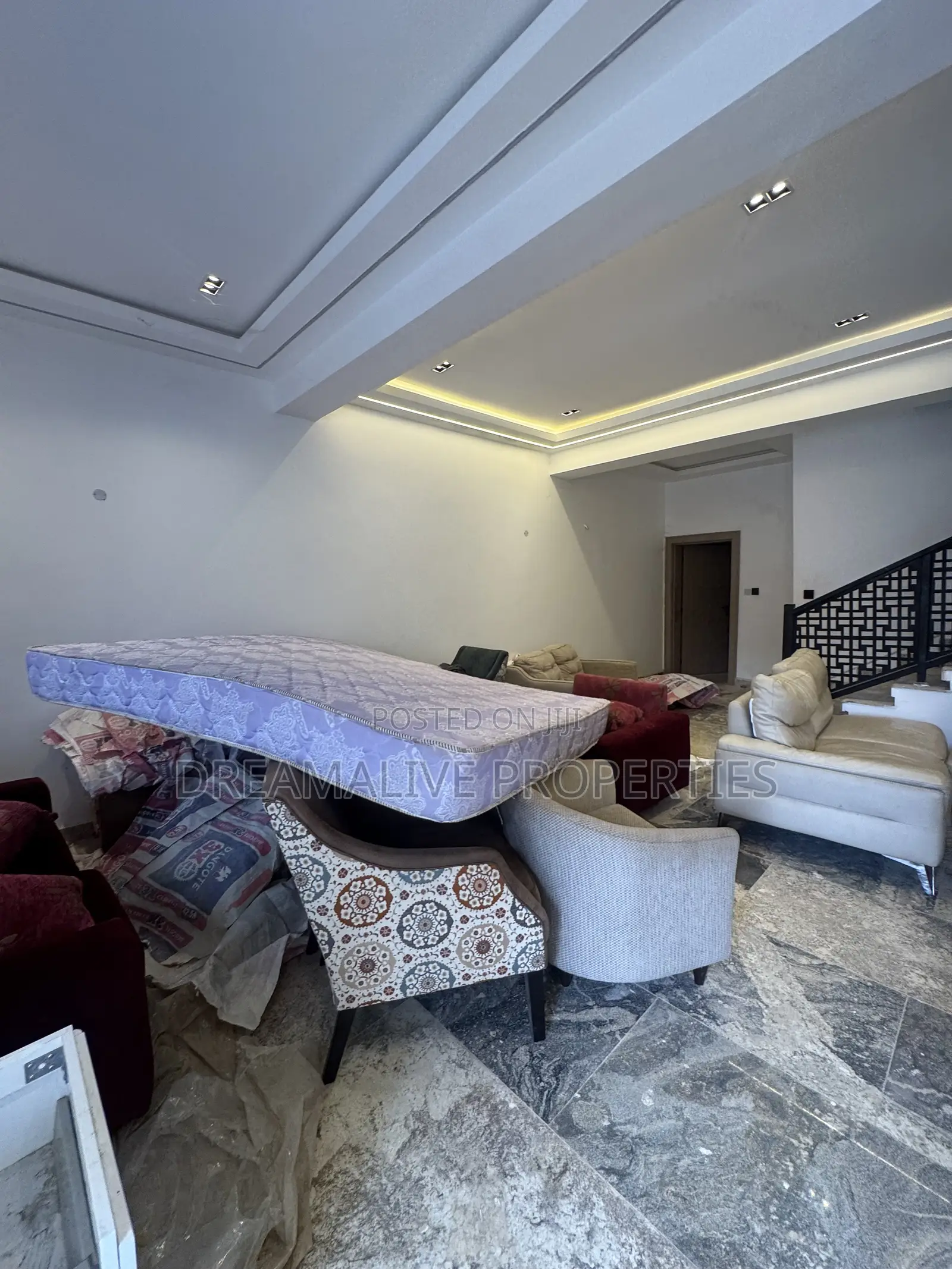 4bdrm Duplex in Jahi for sale in Jahi