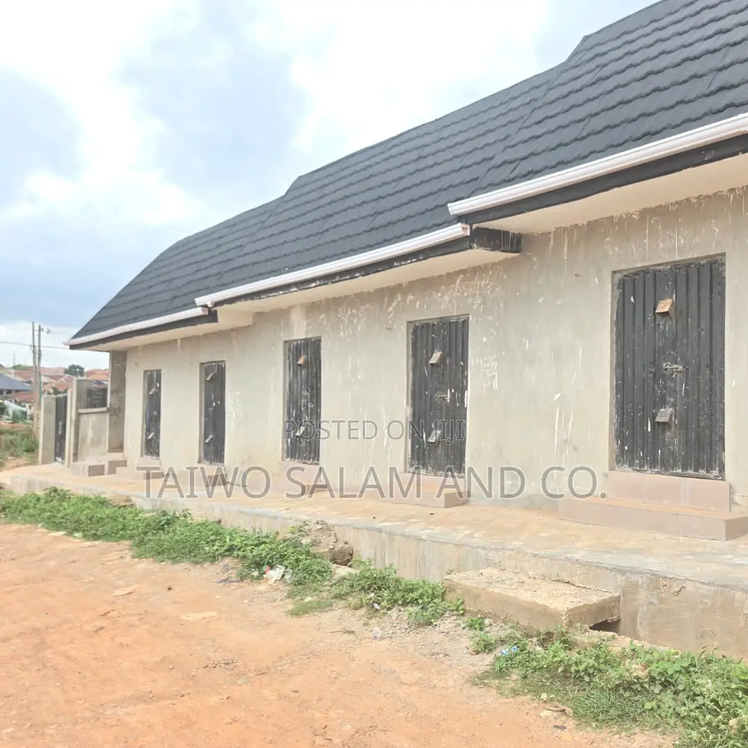 6 Units of Shops in Iwo Road