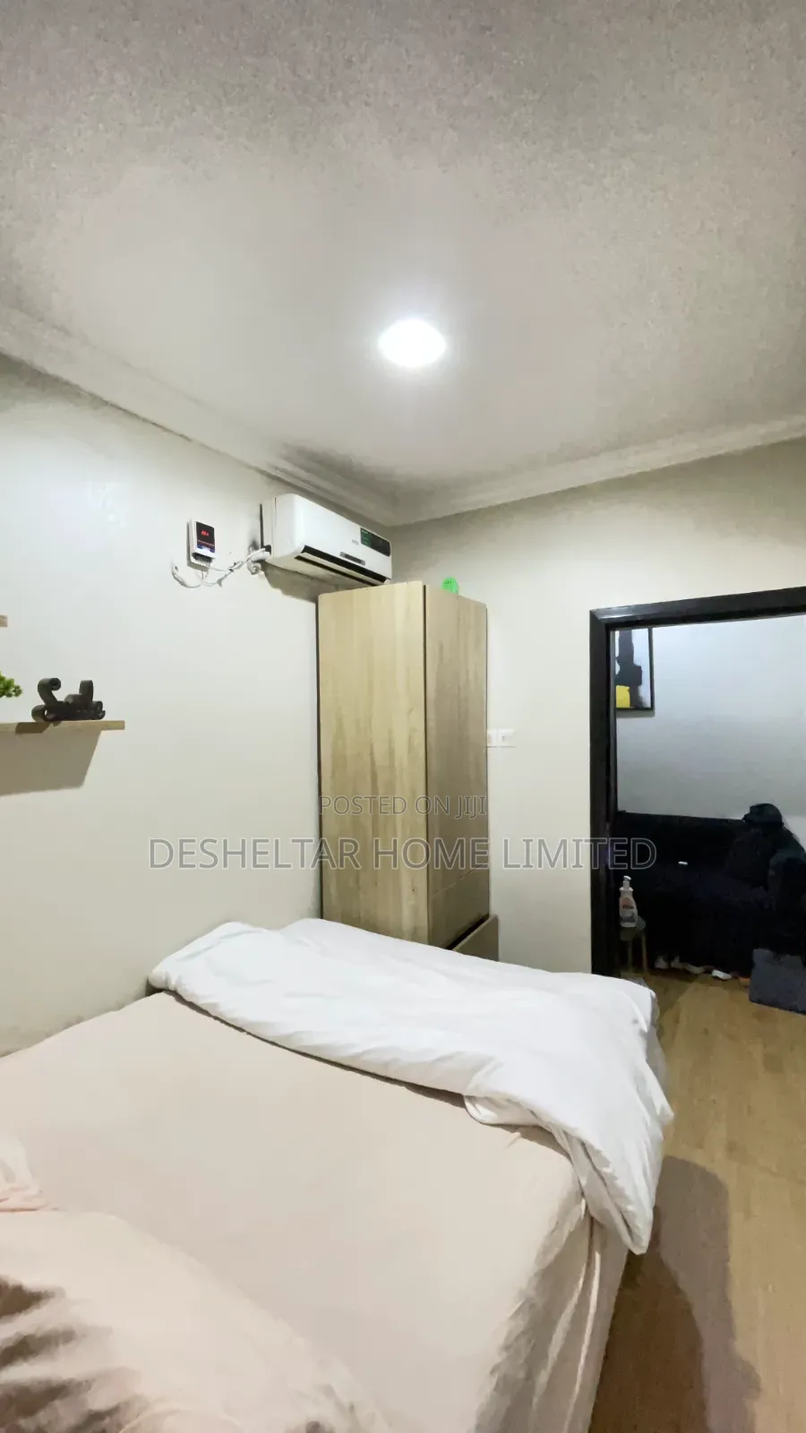 Furnished 1bdrm Room & Parlour in Southern View Estate, Chevron in Chevron