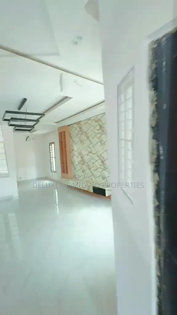 Furnished 4bdrm Duplex in Diamond Estate, Sangotedo for sale in Sangotedo