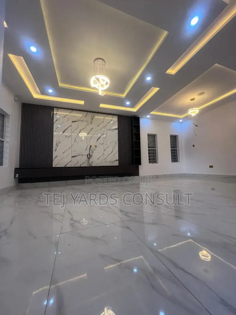 4bdrm Duplex in Gowon Estate, Egbeda for sale in Egbeda
