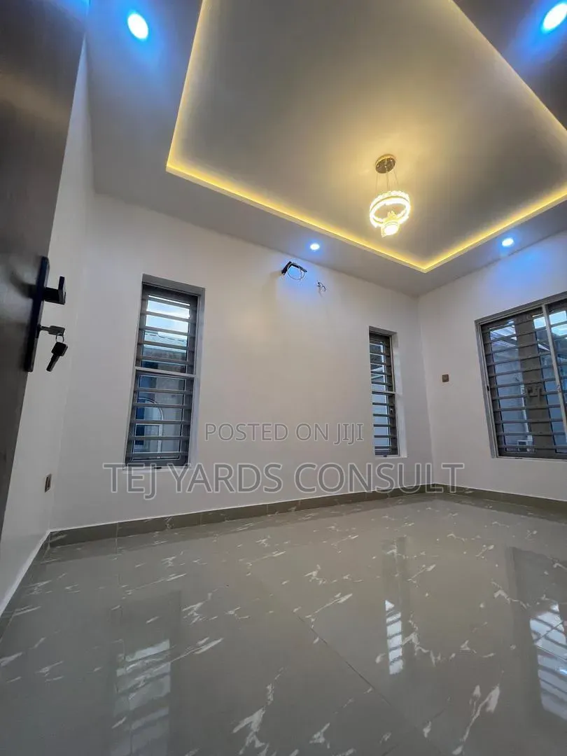 4bdrm Duplex in Gowon Estate, Egbeda for sale in Egbeda