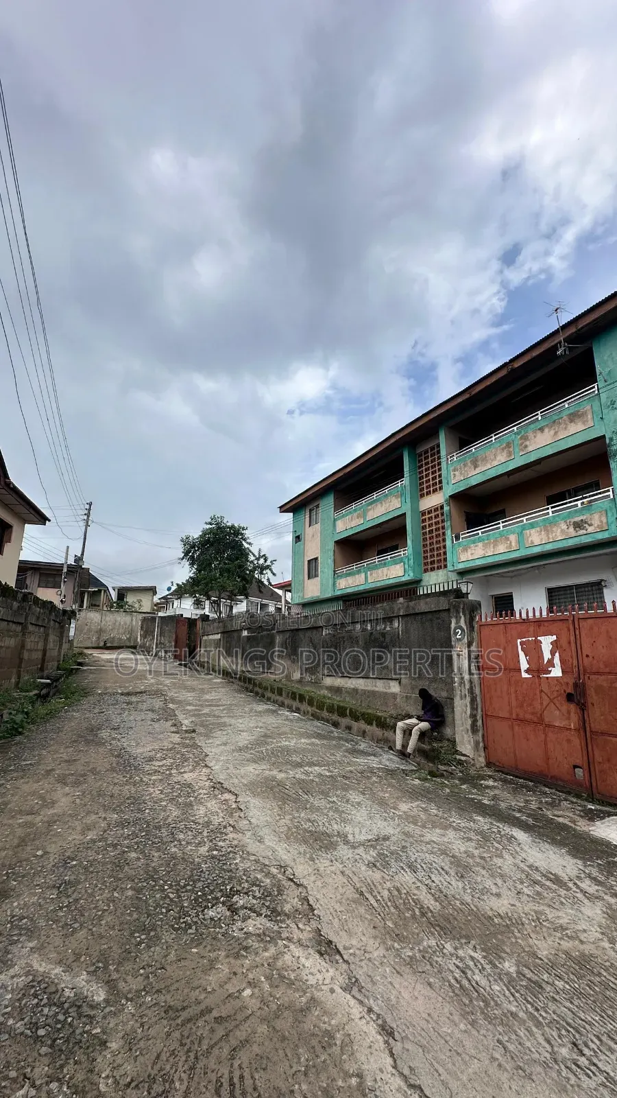 3bdrm Block of Flats in Oni And Sons, Rind Road for sale in Rind Road