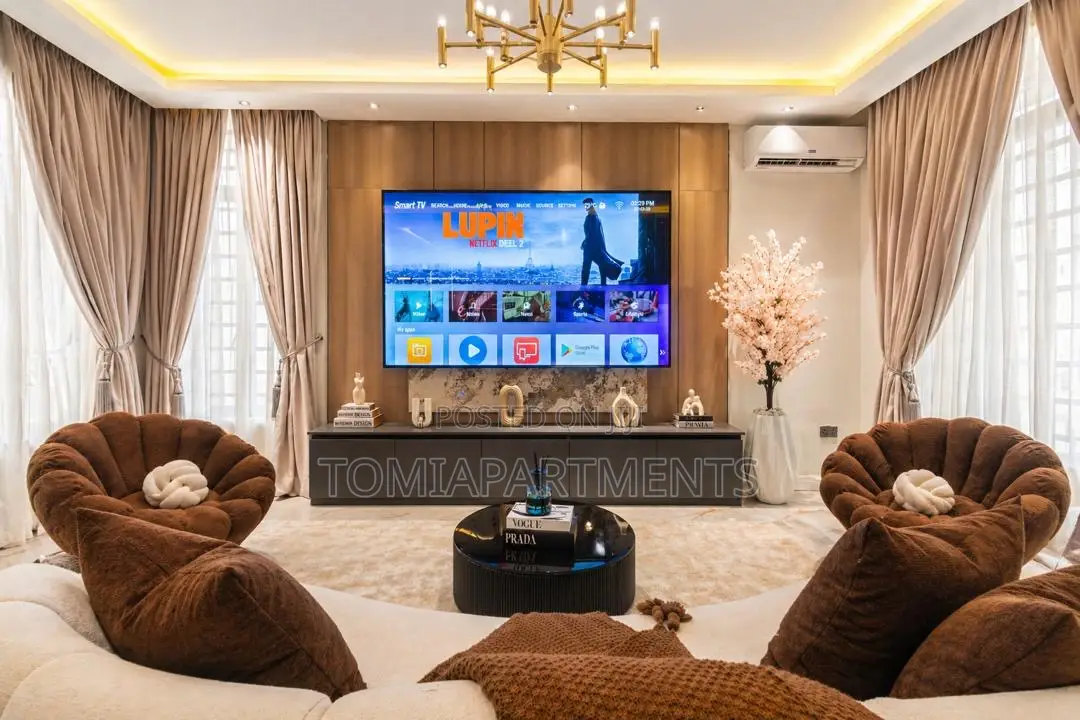 Stunning and Luxurious 4 Bedroom Terrace Duolex in Victoria Island in Victoria Island Extension