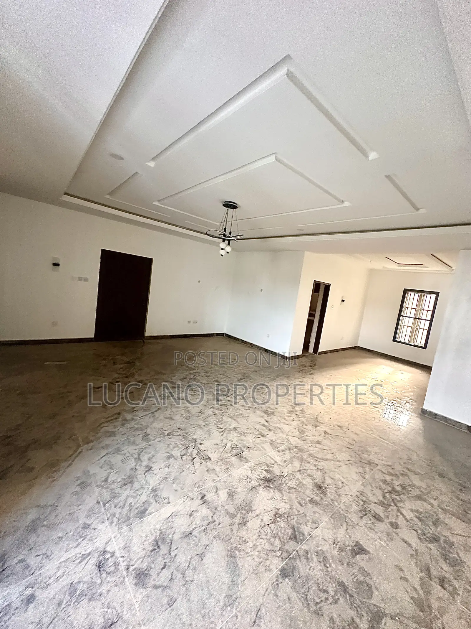 3bdrm Block of Flats in Jahi By Gilmore for rent in Jahi