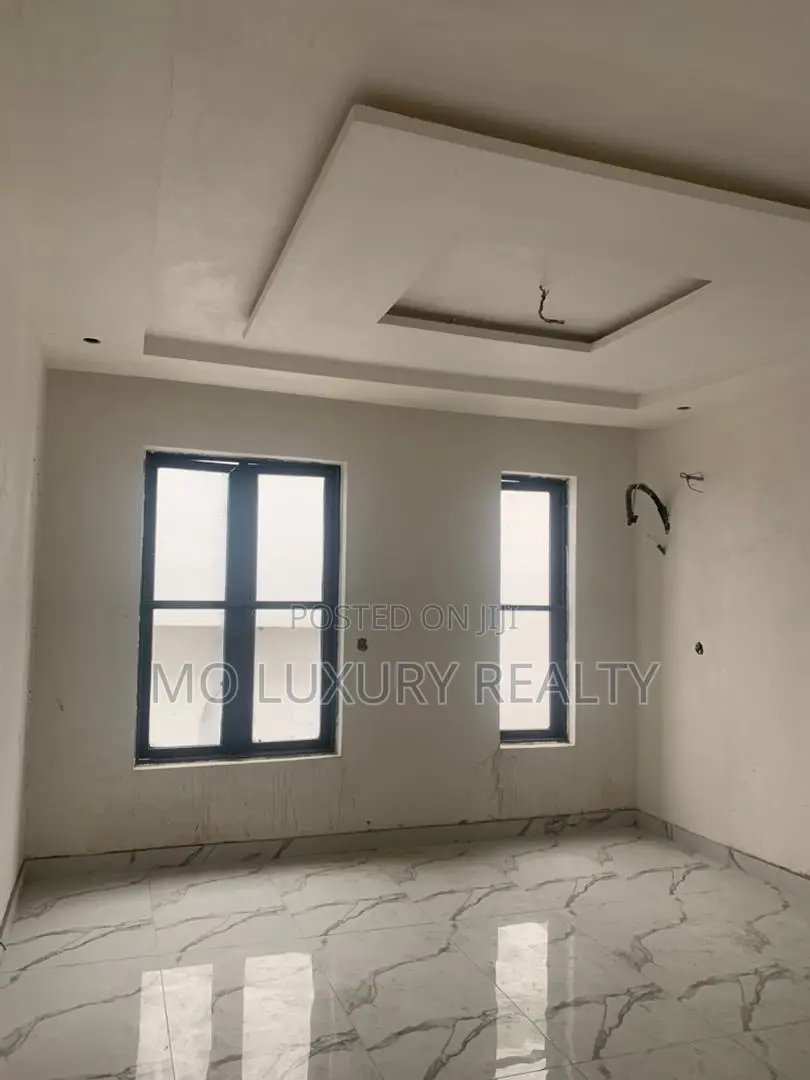 1bdrm Apartment in Osapa london for sale in Osapa london