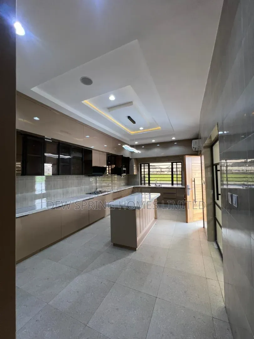 6bdrm Duplex in Harise Drive Vgc, Lekki Phase 1 for sale in Lekki Phase 1