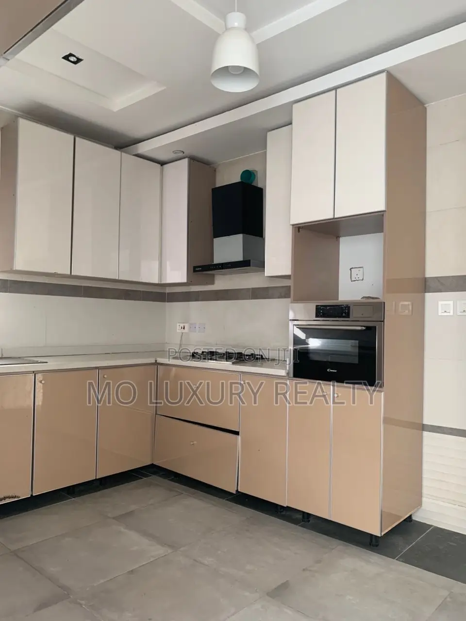 3bdrm Apartment in Chevron for rent in Chevron