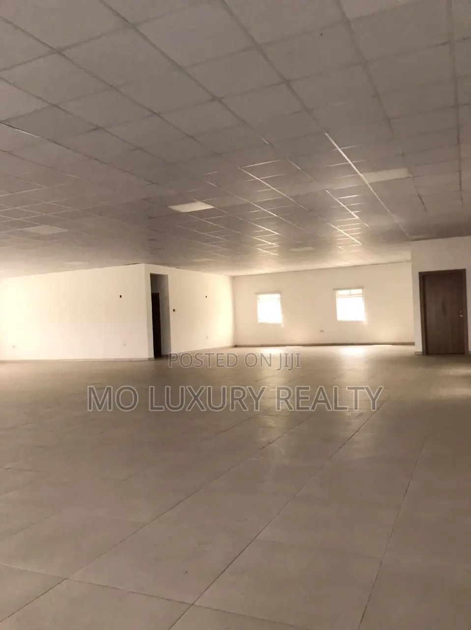 Open Plan Office Space 278.93 SQM Suitable for Coperate Office. in Ketu-Alapere
