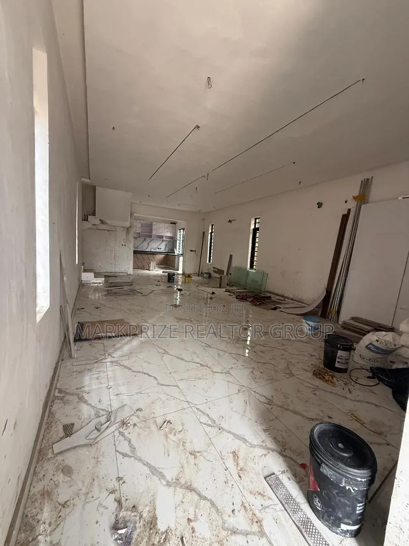 5bdrm Duplex in Magodo Phase 2 for sale in GRA Phase 2 Shangisha