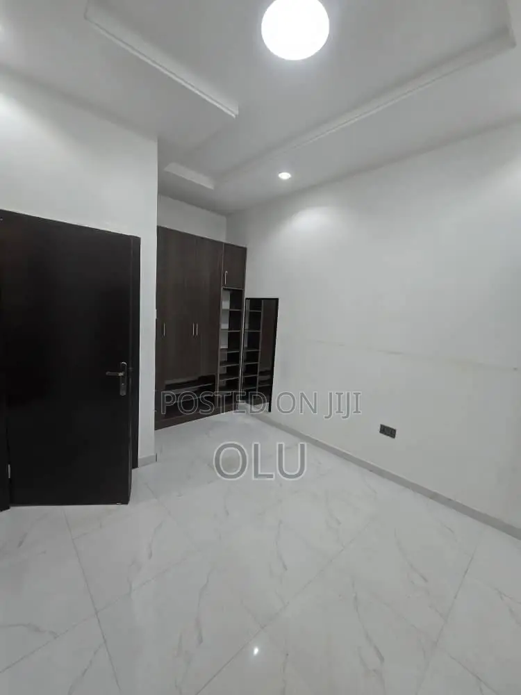 1bdrm Duplex in Omole Estate Ph2 for rent in Omole Phase 2