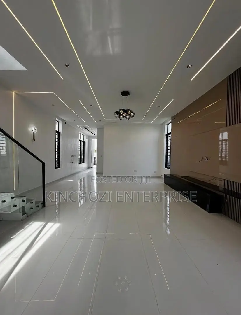 3bdrm Duplex in Rockvale Manors, Zone B for rent in Zone B