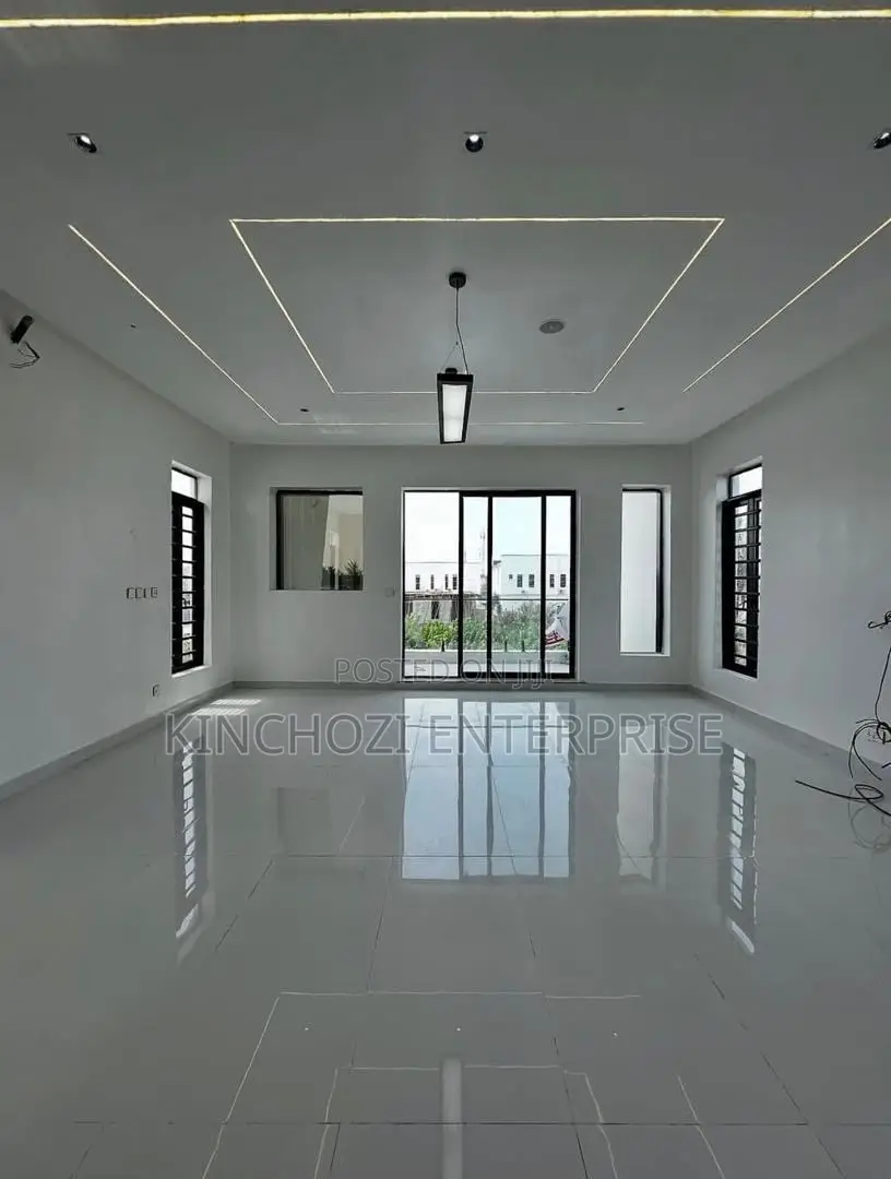 3bdrm Duplex in Rockvale Manors, Zone B for rent in Zone B