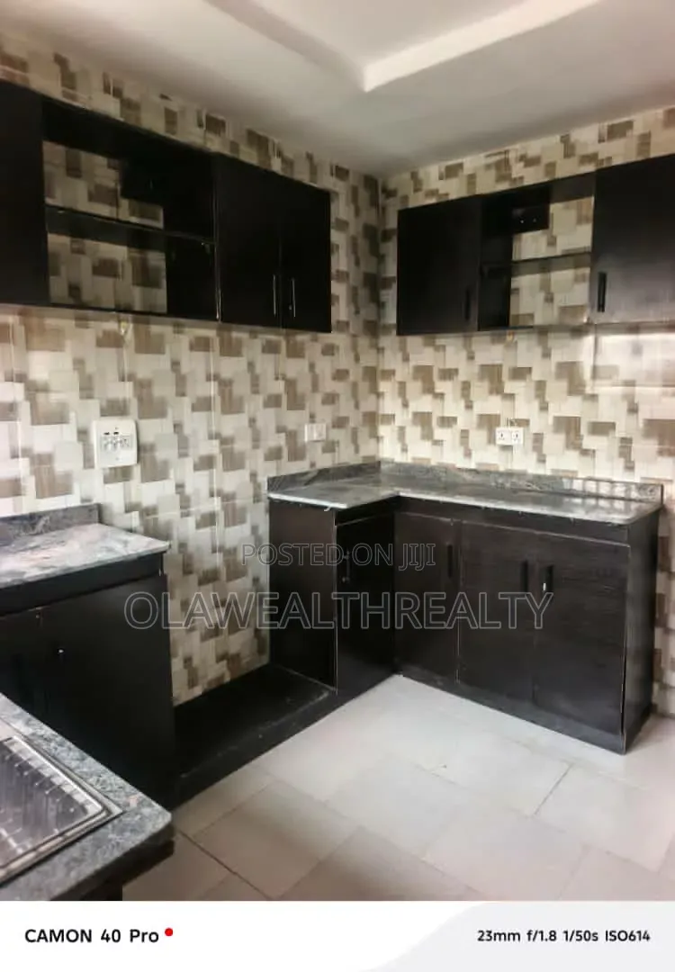 4bdrm Duplex in Okebadan Estate, Akobo for rent in Akobo